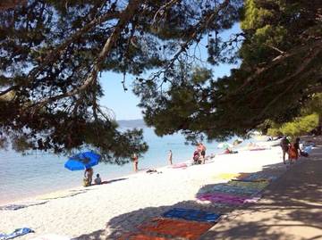 Ferienwohnung für 3 Personen, mit Ausblick und Terrasse in Brela