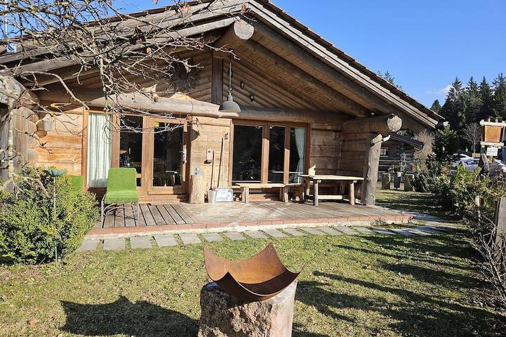 Ferienhaus für 4 Personen, mit Terrasse und Garten sowie Sauna, mit Haustier