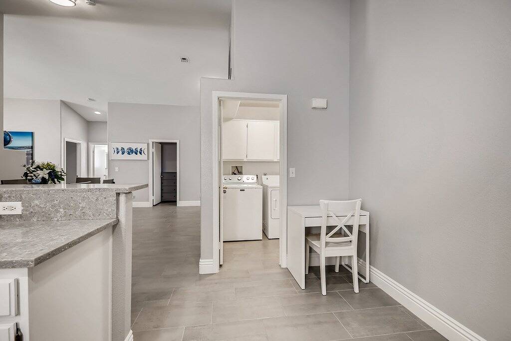 The Best House With A Heated Pool, Spa, and Safe, Sleeps 6 Comfortably in North Las Vegas, Nevada