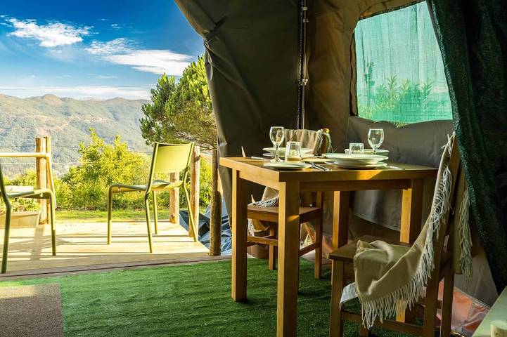 Camping pour 2 personnes, avec balcon et piscine dans Portugal du Nord