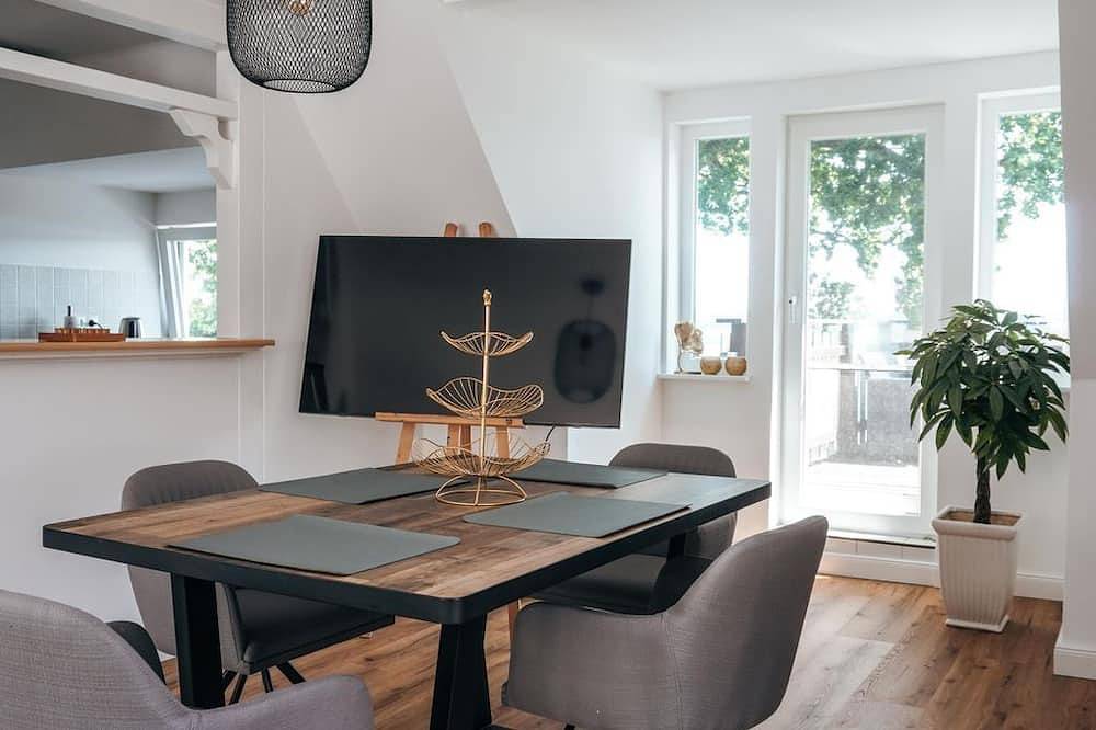 Ganze Wohnung, Zur schönen Aussicht, Ferienwohnung - Ferienwohnung, 1. Og, 2 Schlafzimmer in Ratzeburg, Ratzeburger See