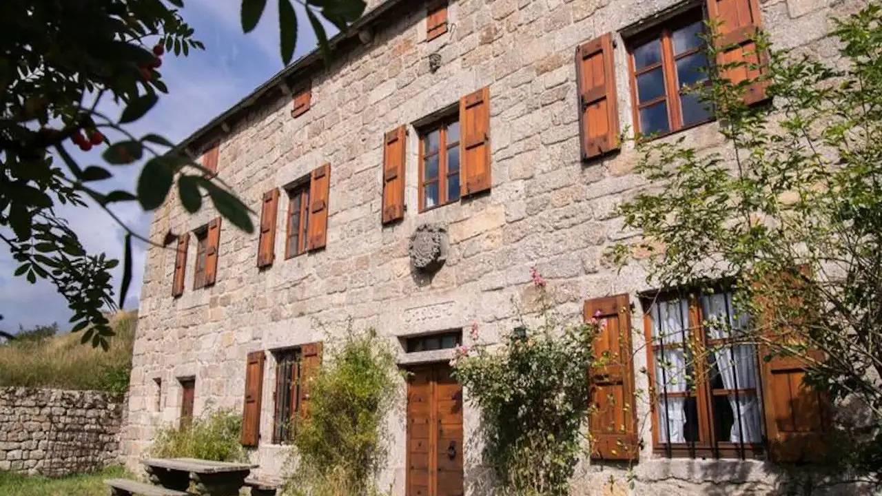 Ganze Ferienwohnung, Ferienwohnung für 6 Personen in Arzenc-d'Apcher in Arzenc-d'Apcher, Mende und Umgebung