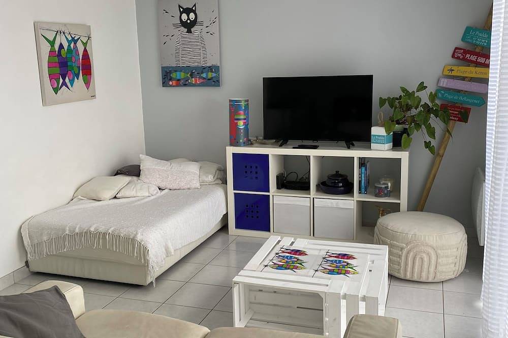 Agradable casa nueva con una vista única del mar y la isla. Playas a 750m in Le Pouldu, Clohars-Carnoët