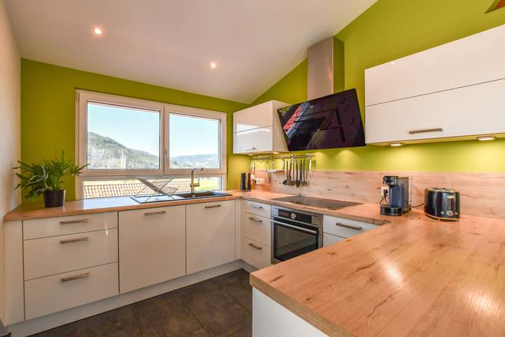 Ganze Wohnung, Apartment 'Zum Krummholz' mit Bergblick, Balkon und Wlan in Fischerbach, Kinzigtal