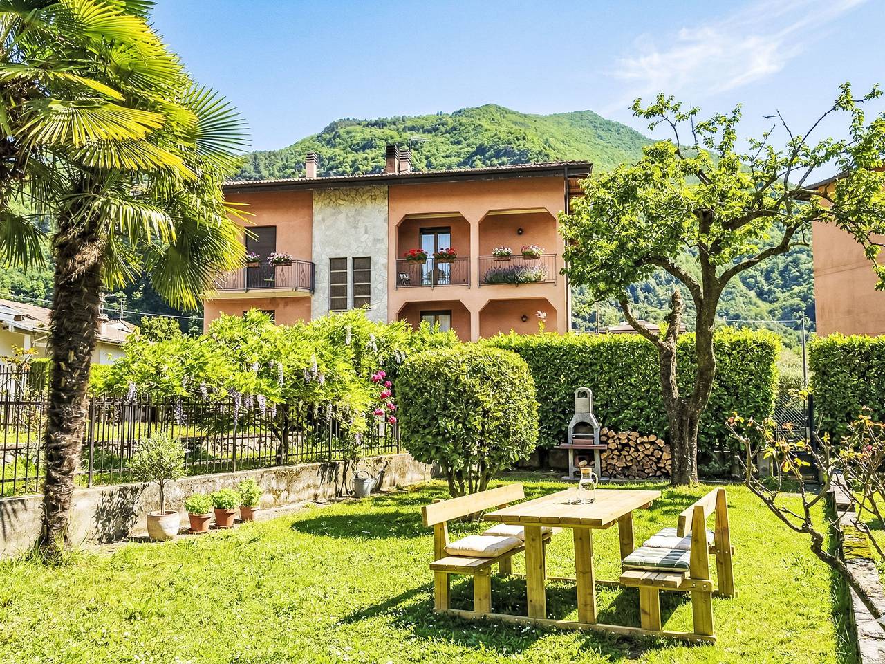 Villa Giulia in Dervio, Westelijke Orobie-Alpen