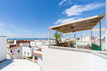 Loft for 2 Guests in Conil de la Frontera, Andalusia, Picture 1