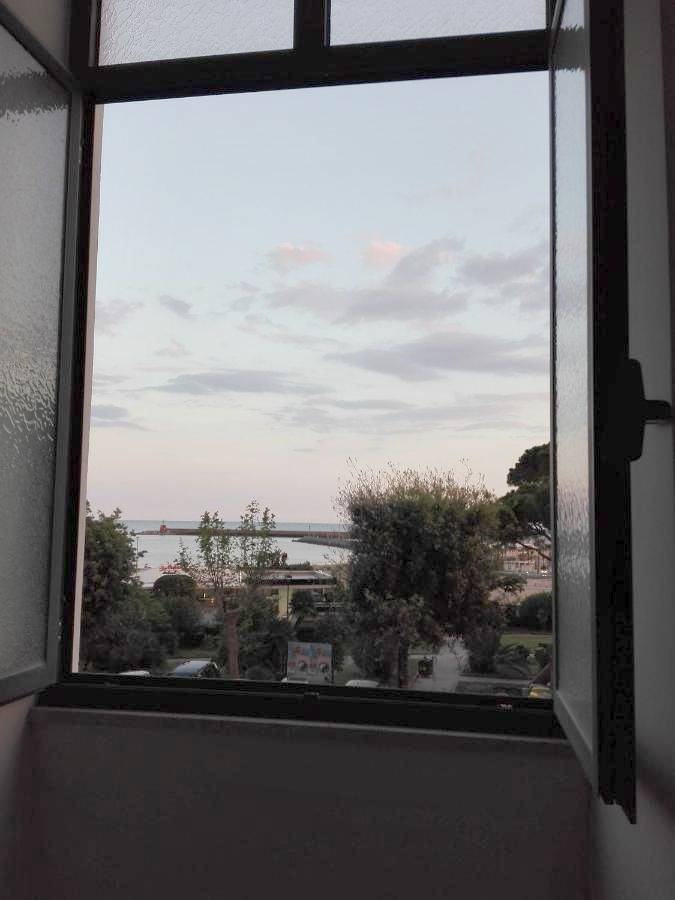 Location de vacances pour 2 personnes, avec vue, animaux acceptés à Terracina - 2