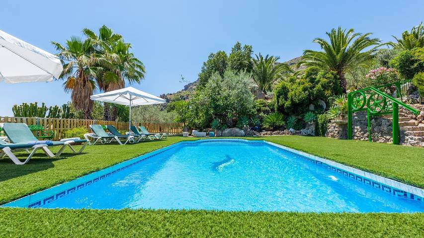 Villa per 19 persone, con Balcone/Terrazza e Piscina in Provincia di Malaga