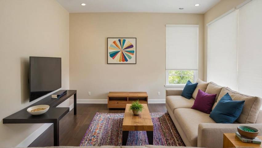 Apartahotel para 5 personas, con piscina y jardín, Se admiten mascotas en California