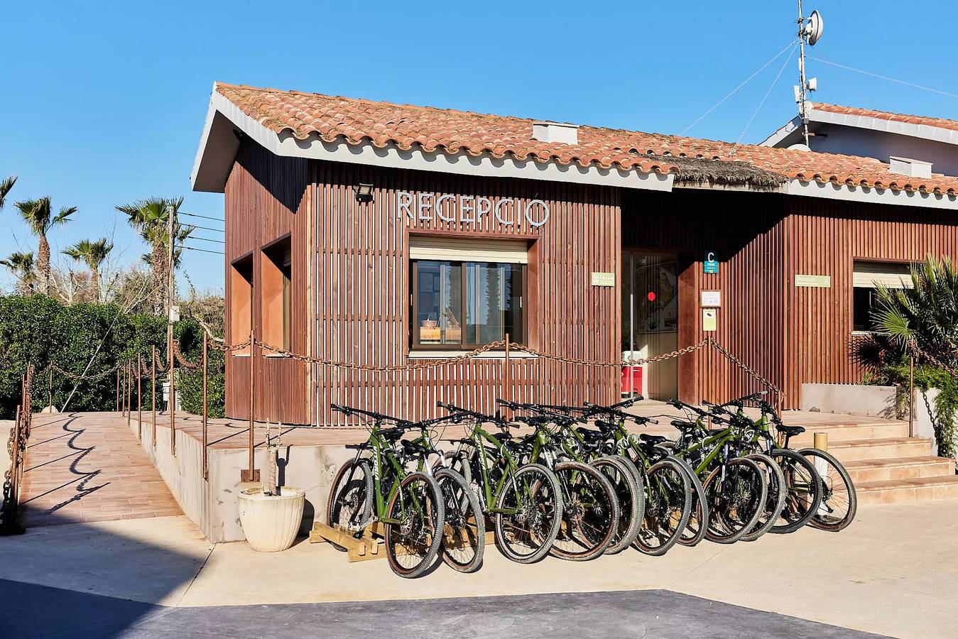 Bungalow Essential Golero 2 a 4 personas - 2 pers. incluido en el arancel in La Ampolla, Delta del Ebro