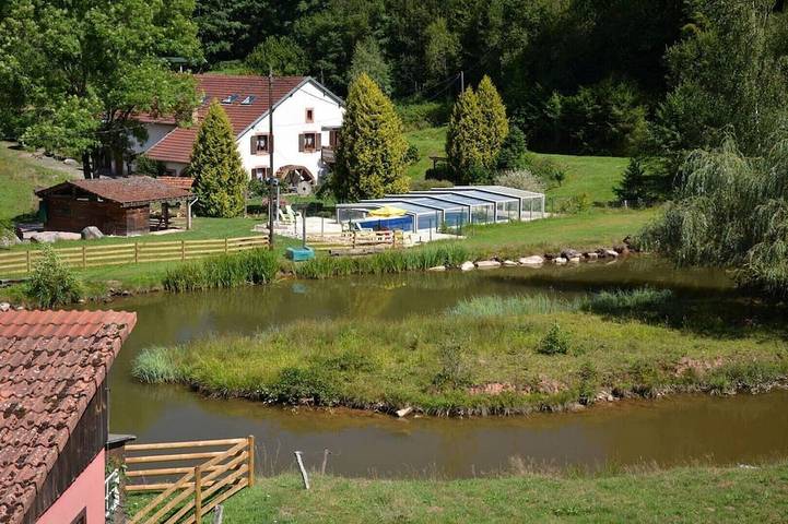Gîte pour 3 personnes, avec piscine à Ban-de-Sapt - 3
