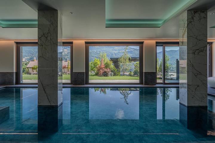 Chambre d’hôte pour 2 personnes, avec jardin ainsi que jacuzzi et piscine à Rota d'Imagna