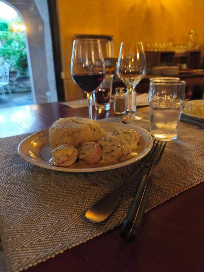 Hôtel pour 3 personnes, avec terrasse et vue à Nolay - 4