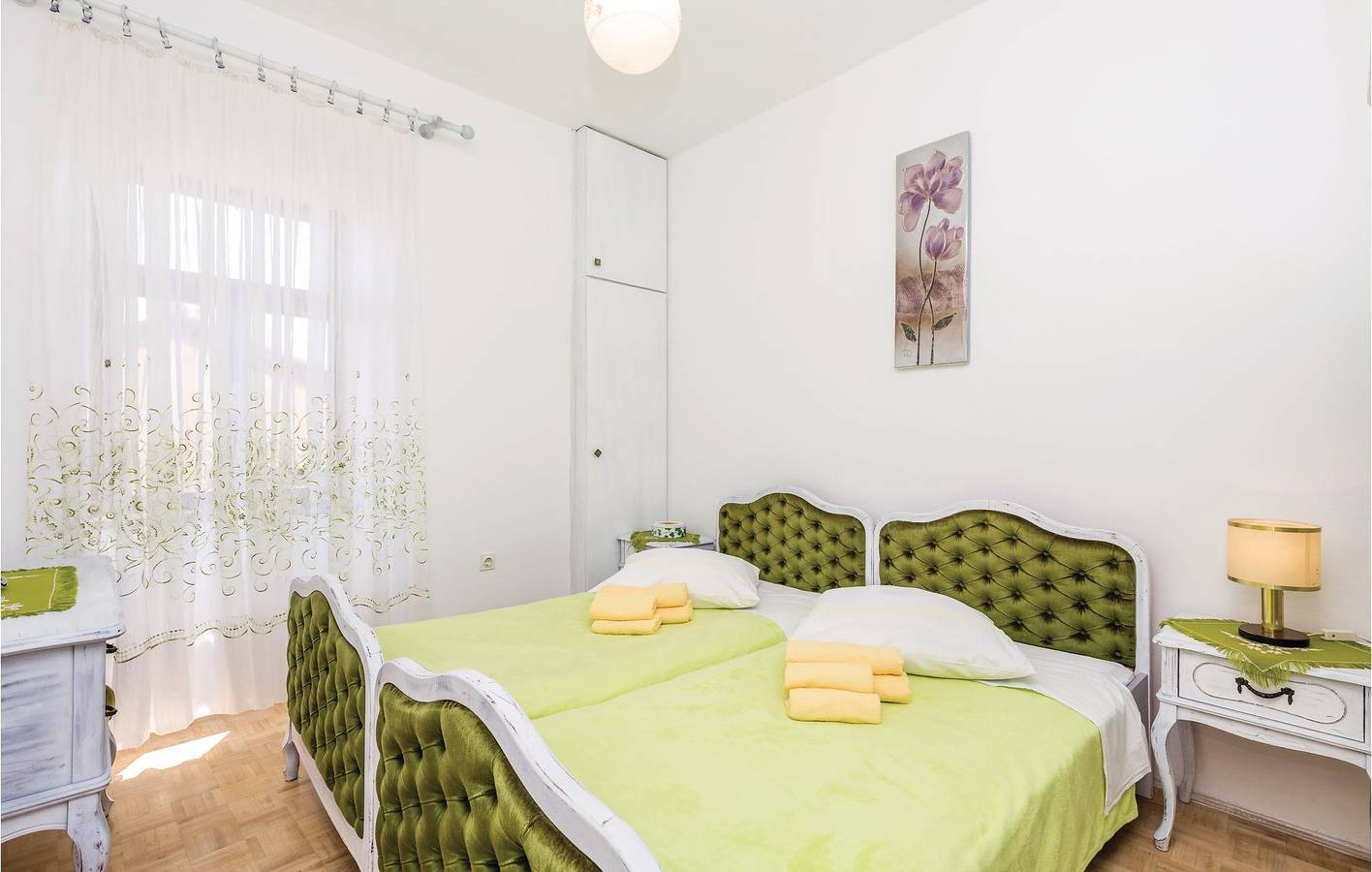 Ganze Ferienwohnung, Modernes Apartment in Opatija: 1,5 km zur Küste und zum Stadtzentrum, in der Nähe von Restaurants in Općina Matulji, Opatija Riviera