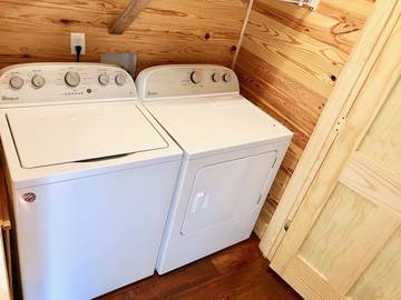 Vacation House for 8 Guests in Lake Norman, Catawba County, Picture 3