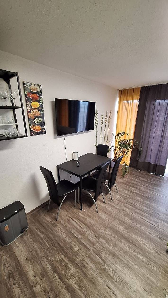 Ferienwohnung für 3 Personen, mit Balkon in Südliche Weinstraße