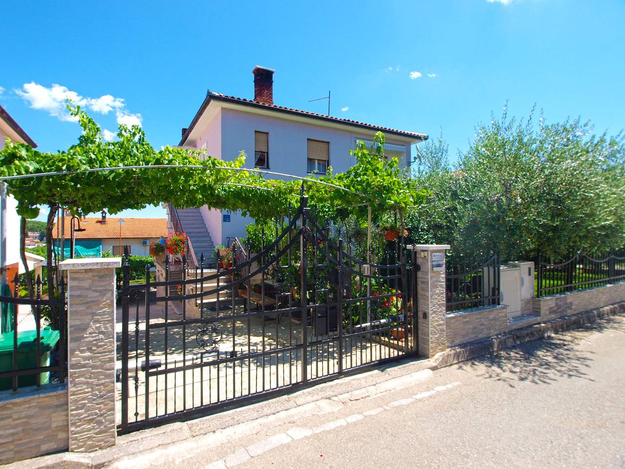 Apartamento entero, Apartamento de vacaciones para 5 personas con terraza in Pula-Medulin, Pula
