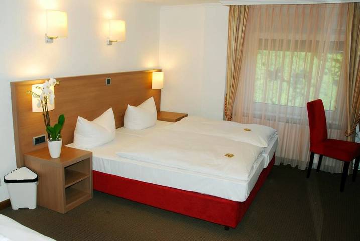 Hotel für 3 Personen, mit Terrasse und Garten in Geesthacht - 4