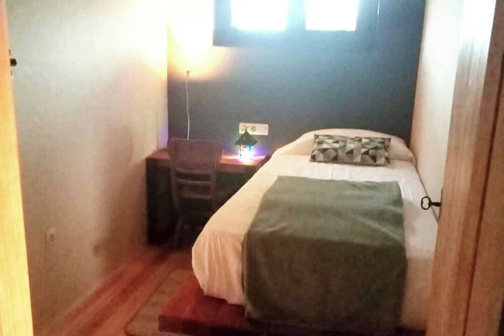 Isolated house 3km from Moratalla. Disconnect. in Moratalla, Murcia Binnenland