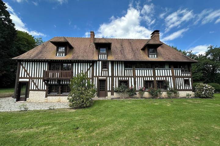 Location de vacances pour 10 personnes, avec balcon et jardin à Saint-Germain-de-Livet - 3
