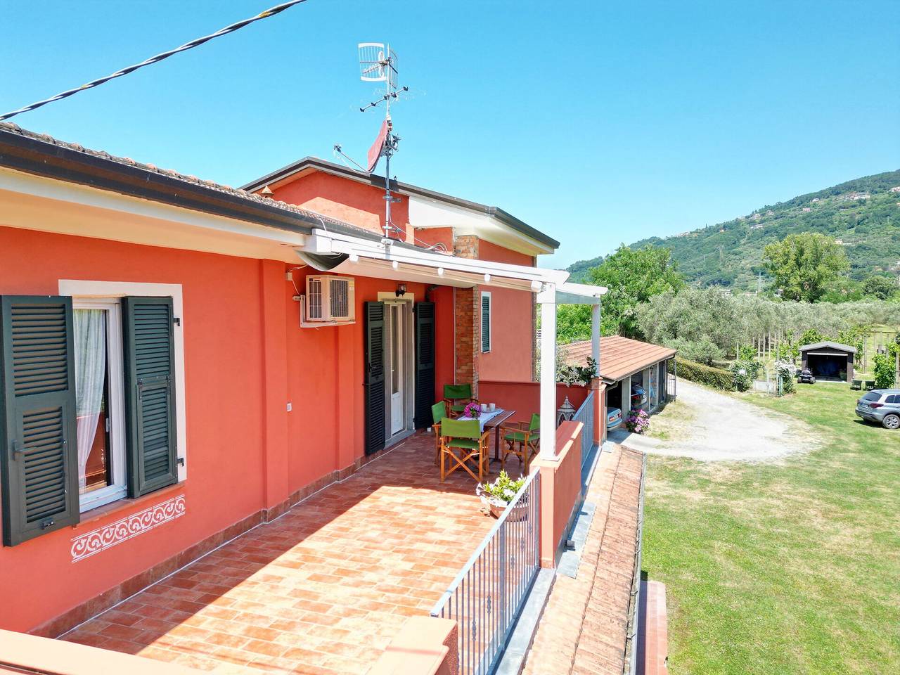 Appartement entier, Appartement de vacances pour 4 personnes avec terrasse in Santo Stefano di Magra, Val di Magra