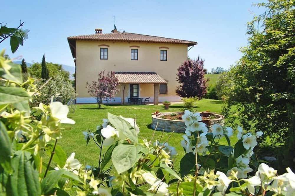 Agriturismo per 4 Persone in Vinci, Firenze province