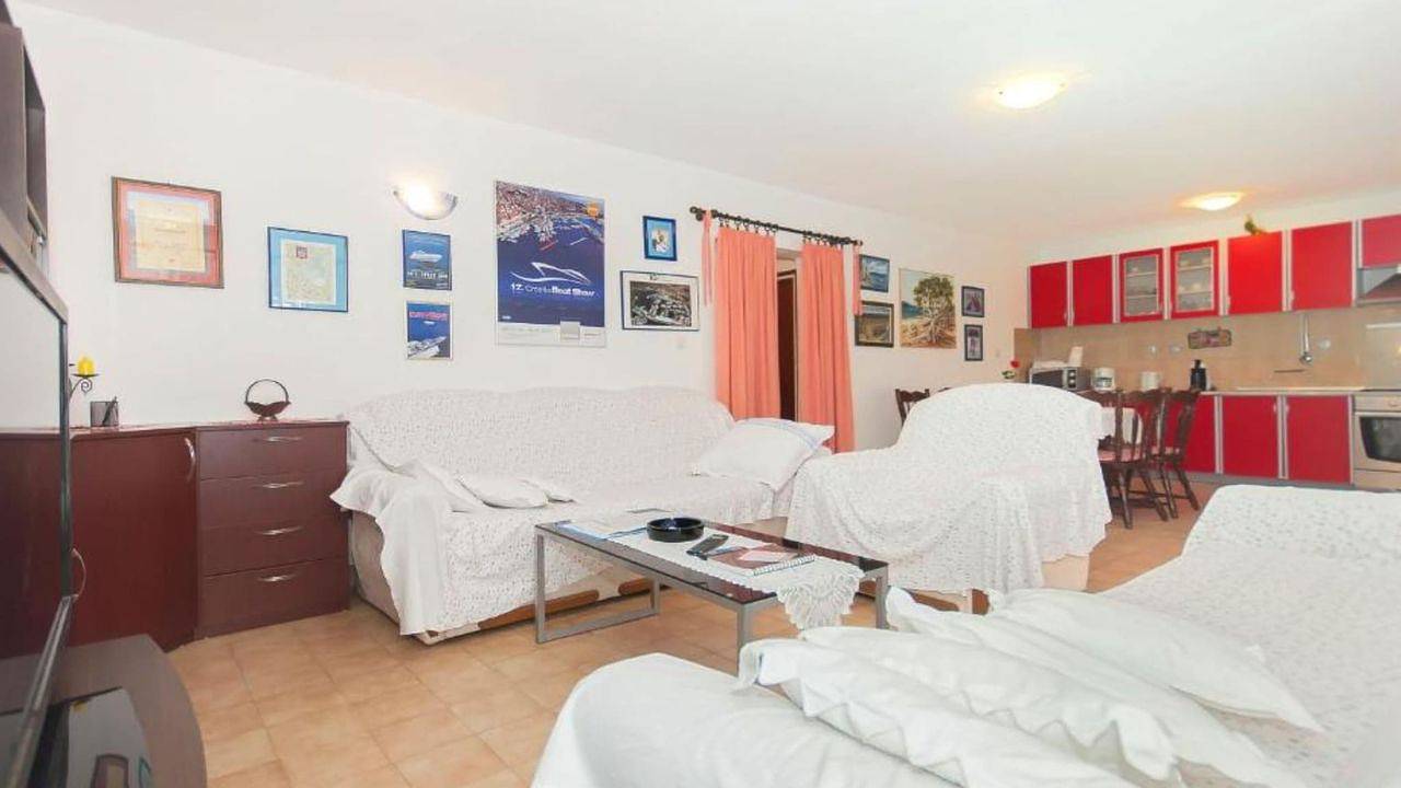 Entire holiday apartment, Ferienwohnung für 5 Personen (70 m²) in Rogoznica in Rogoznica, Šibenik-Knin