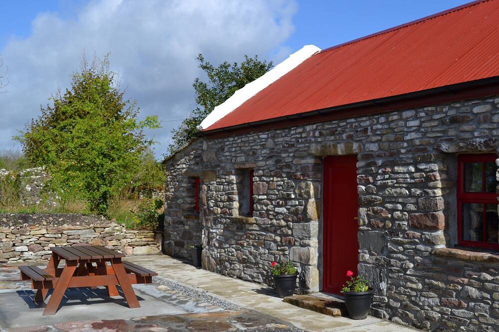 Private Boutique Farm Cottage and Activities on Rural Ireland in Claremorris=Swinford Municipal District, County Mayo