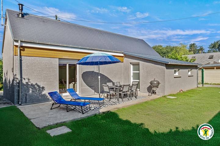 Gîte pour 6 personnes, avec terrasse et jardin dans Thiétreville