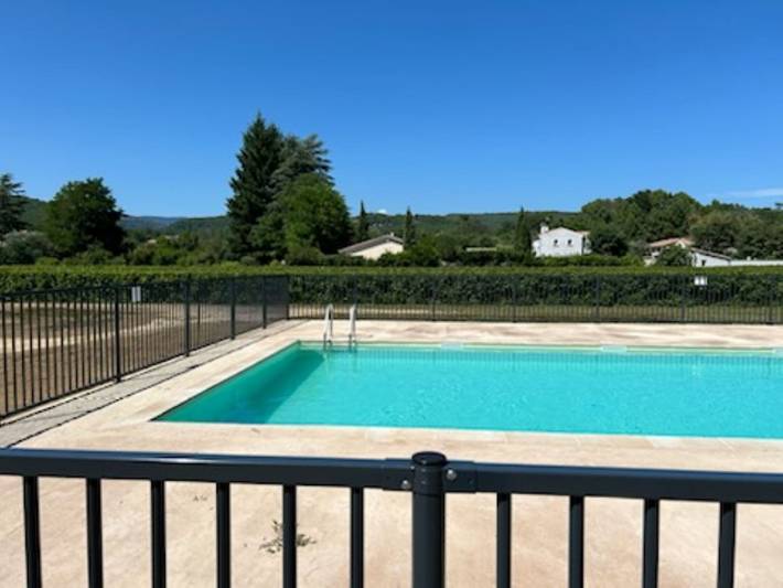 Appartement de vacances pour 4 personnes, avec terrasse en Ardèche - 2