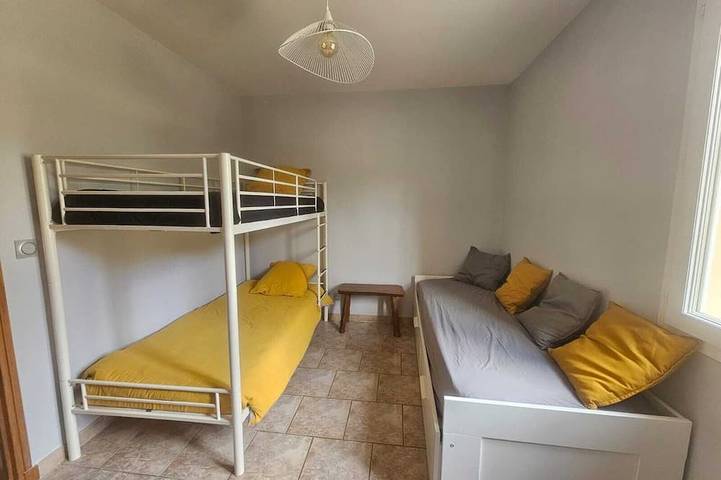 Location de vacances pour 10 personnes, avec jardin à Beaumont-de-Pertuis - 3