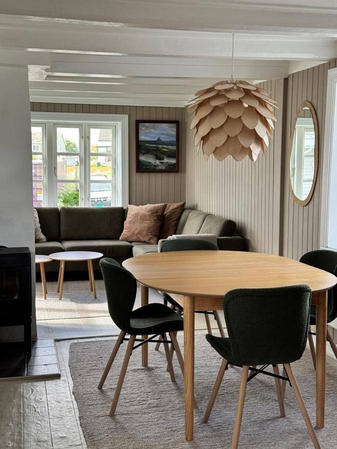 Ferienhaus für 4 Personen, mit Terrasse und Garten sowie Ausblick in Vesterålen