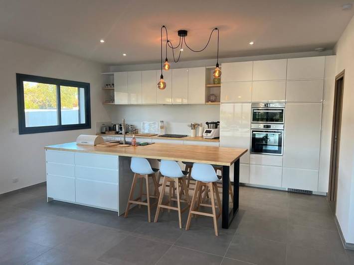 Location de vacances pour 11 personnes, avec piscine et jardin, animaux acceptés dans Morta - 3