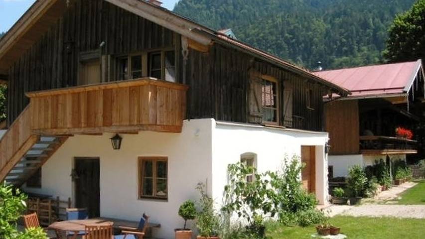 Ferienhaus für 4 Personen, mit Garten und Balkon sowie Sauna in Sachrang