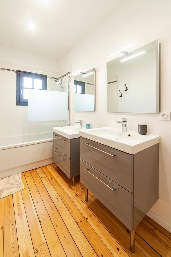 Jolie m'Home - Maison 15 pers, 5 sdb, 5 Wc, proche Puy du Fou in Mauléon, Vallée de la Loire