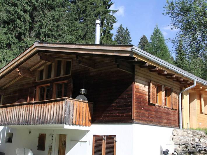 Hütte für 7 Personen, mit Garten und Balkon, kinderfreundlich in der Lenzerheide