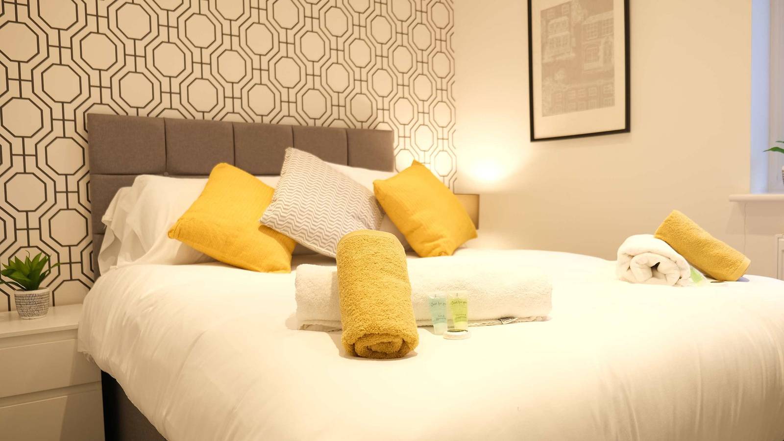 Ganze Wohnung, Lovely 2 Bed Apartment w Garden near Northampton in Earls Barton, Northamptonshire