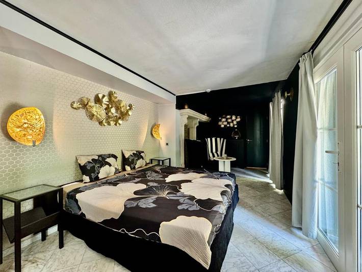 Gîte pour 2 personnes, avec vue ainsi que terrasse et jardin, animaux acceptés dans Céroux-Mousty