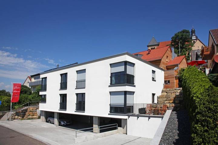 Hotel für 2 Personen, mit Balkon und Terrasse sowie Garten und Ausblick in Petersberg
