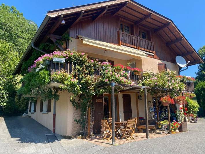 Apartamento de vacaciones para 5 personas, con balcón además de vistas y jardín - 1