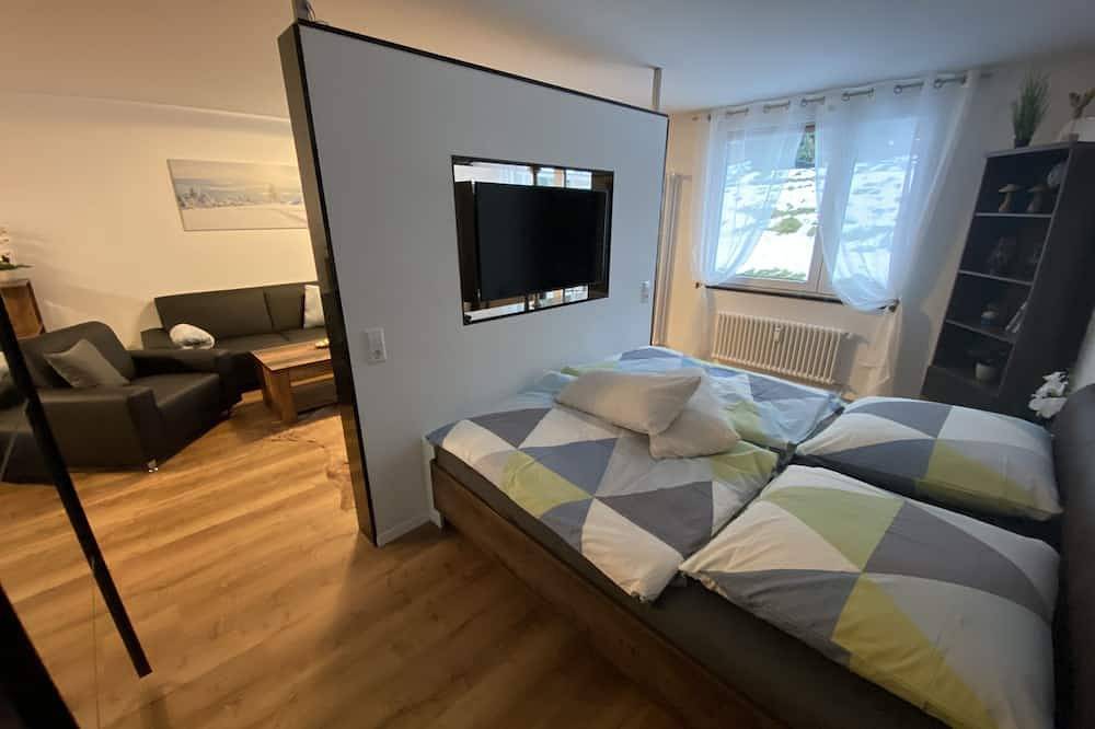 Ganze Wohnung, Ferienwohnung Feldberg 2 Min. zu Fuß zum Skilift & Skischulen vor der Tür in Feldberg, Südschwarzwald