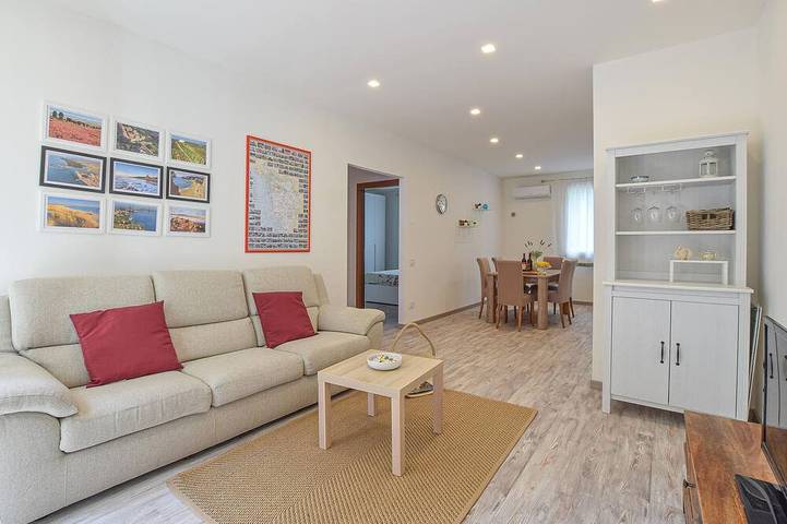 Gorgeous home in Rosignano Marittimo with house a panoramic view in Rosignano Marittimo, Etruscan Coast