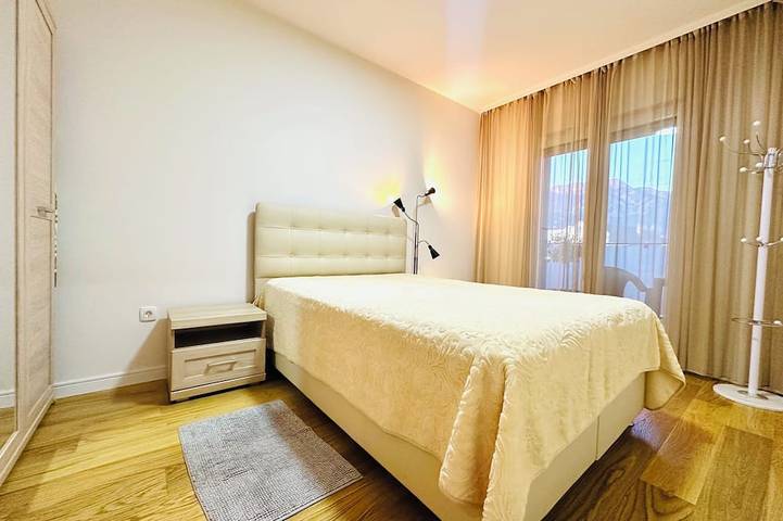 Ferienwohnung für 6 Personen, mit Balkon in Bar - 3