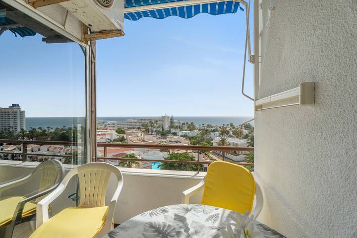 Hel lejlighed, Fantastic 1-Bedroom Apartment with Sea Views, Pool, and Air Conditioning in Playa de Troya, Adeje