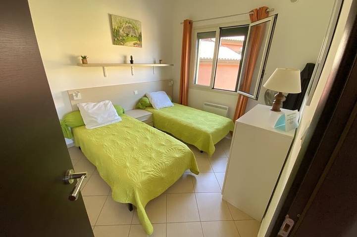 Gîte pour 6 personnes, avec piscine et terrasse dans Plage de Lozari - 4