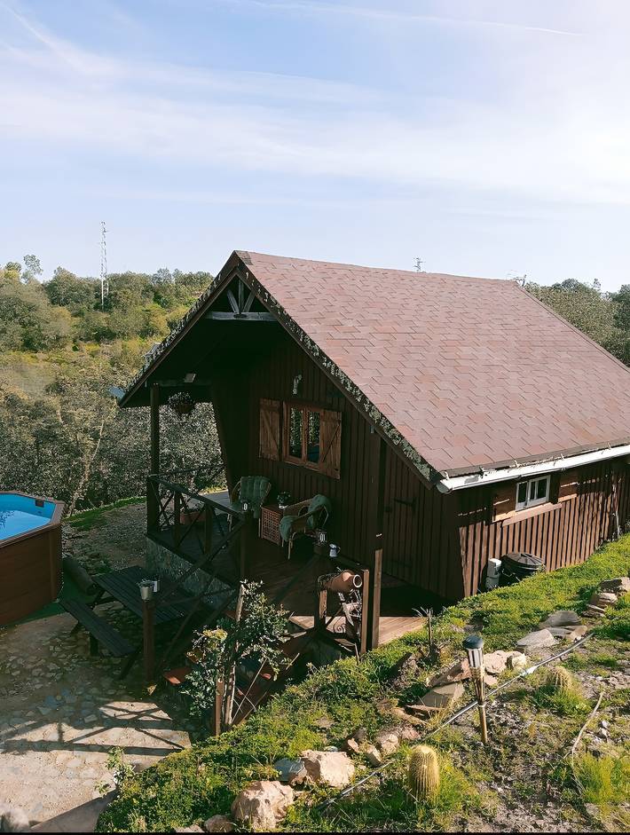 Cabaña de madera para 4 personas, con jardín, Se admiten mascotas en Sierra Norte de Sevilla - 2