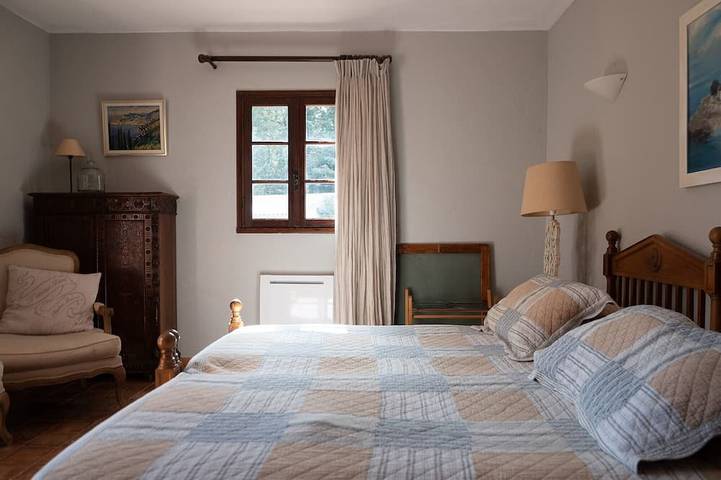 Location de vacances pour 8 personnes, avec terrasse et jardin à Tanneron - 2