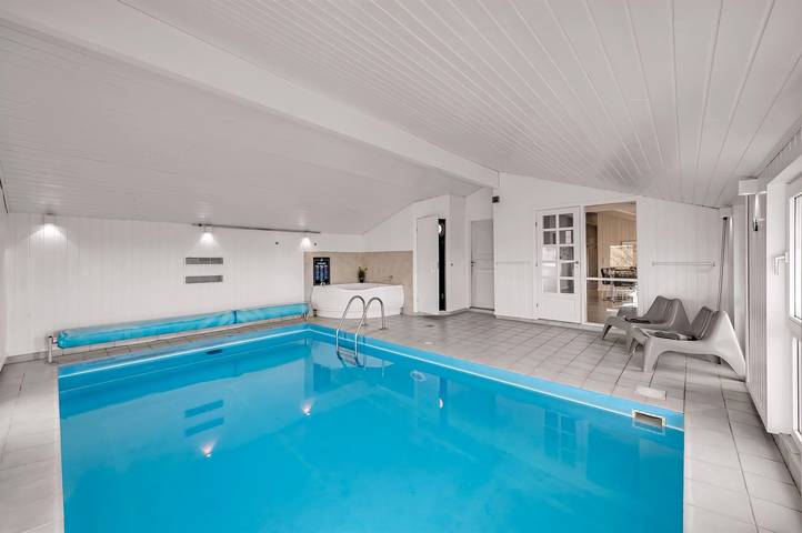 Ferienhaus mit Meerblick für 10 Personen, mit Sauna und Whirlpool sowie Terrasse in Blavand - 2