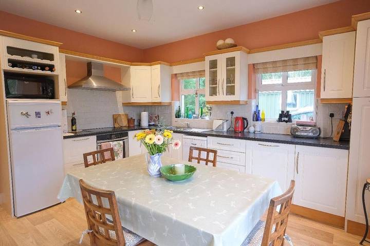 Location de vacances pour 6 personnes, avec jardin et vue à Fermoy - 3