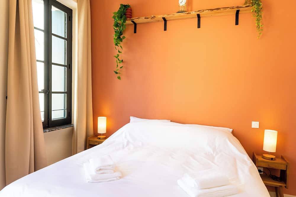 Ganze Wohnung, Stylish two bedroom apartment with outdoor space and A/C in Carcassonne centre in Carcassonne, Carcassonne und Umgebung